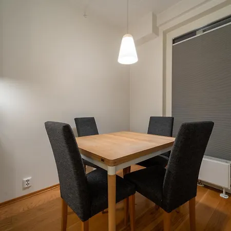 Seaside With Balcony By Opera Apartman *